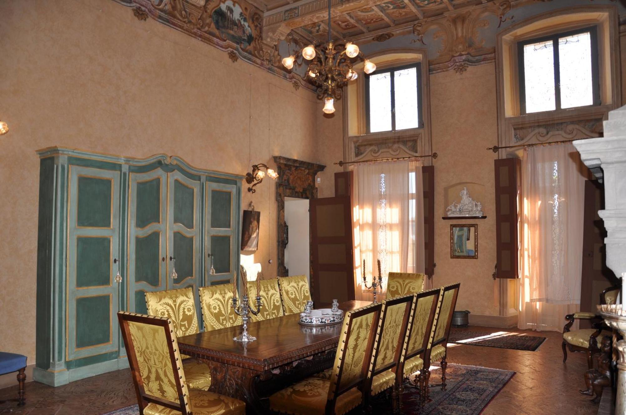 Palazzo Tornielli Bed & Breakfast Mombello Monferrato Exterior photo